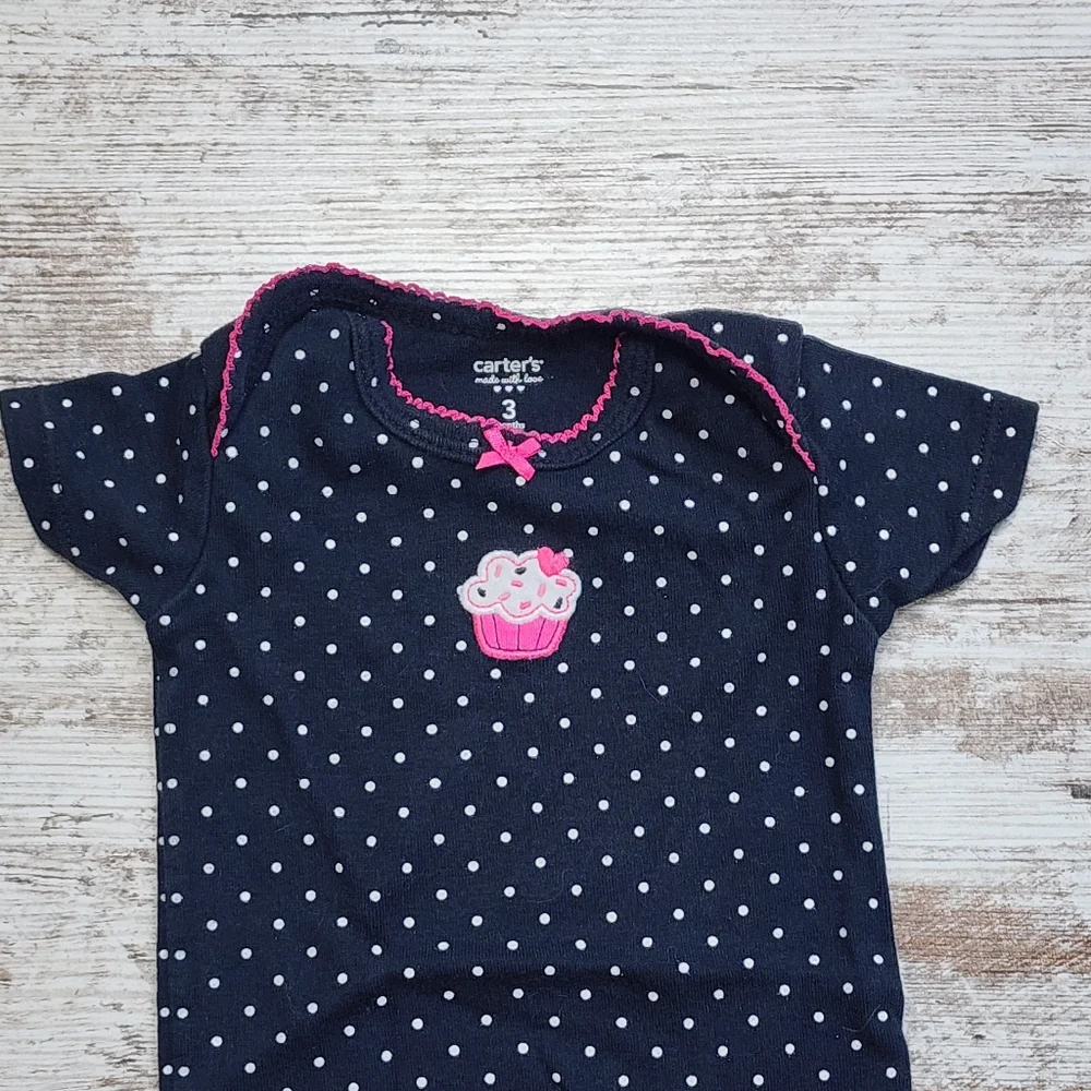 Carters Bodysuit Size 3 Months